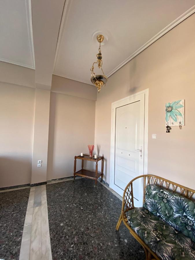 Mpanos Sea Apartment 2 Loutra Oraias Elenis Dış mekan fotoğraf